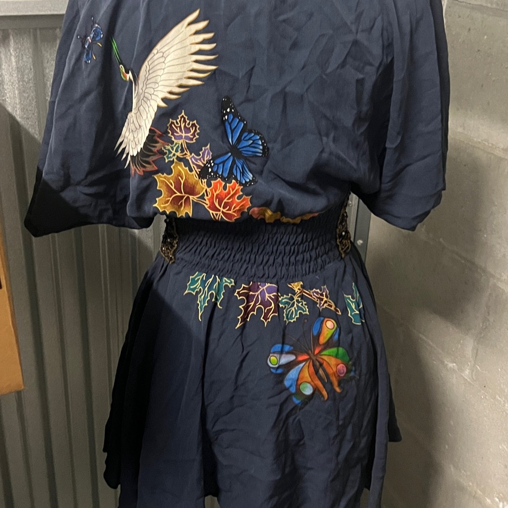 Meghan LA Dark Blue Kimono with Crane and Beaded Belt - Picture 5 of 9